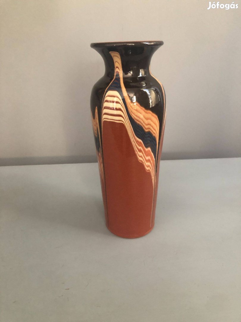 Folyatott vázas retró kerámia váza