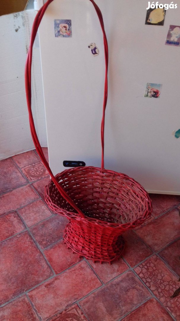 Fonott ajándék vagy virág kosár 32cm