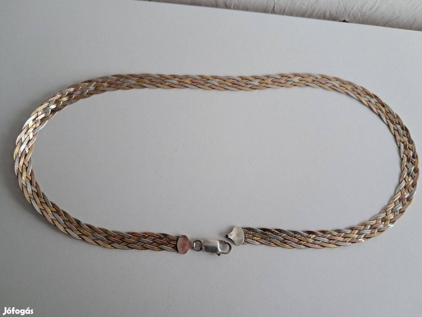 Fonott ezüst nyaklánc