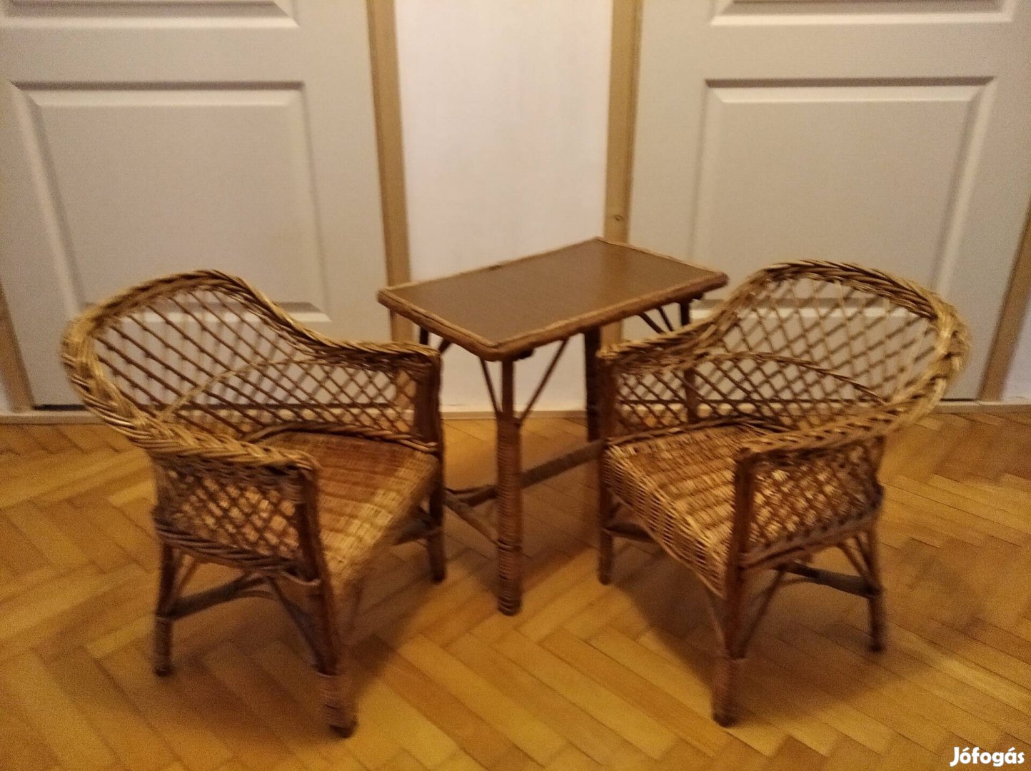 Fonott gyerek bútor