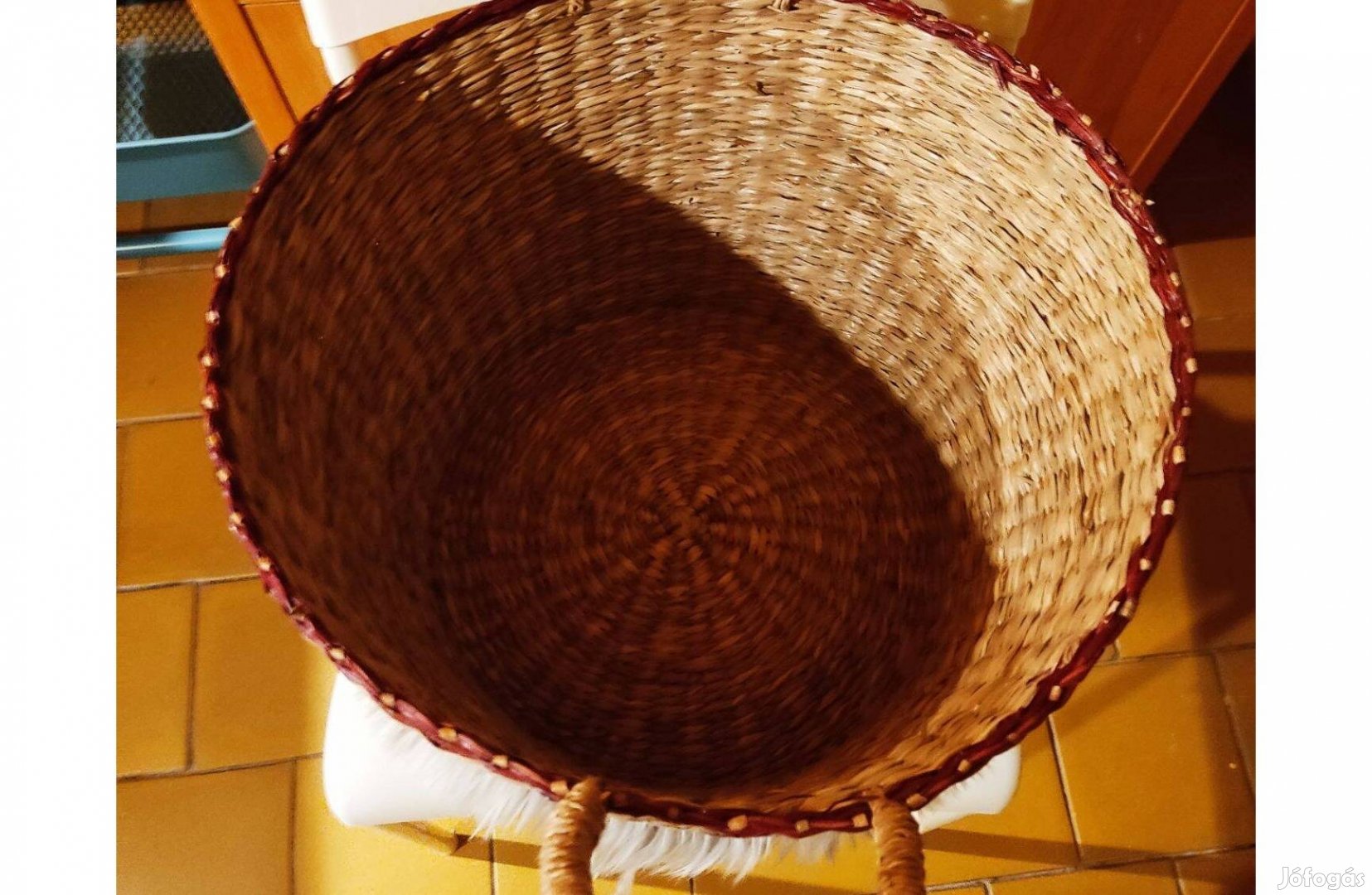 Fonott kosár eladó