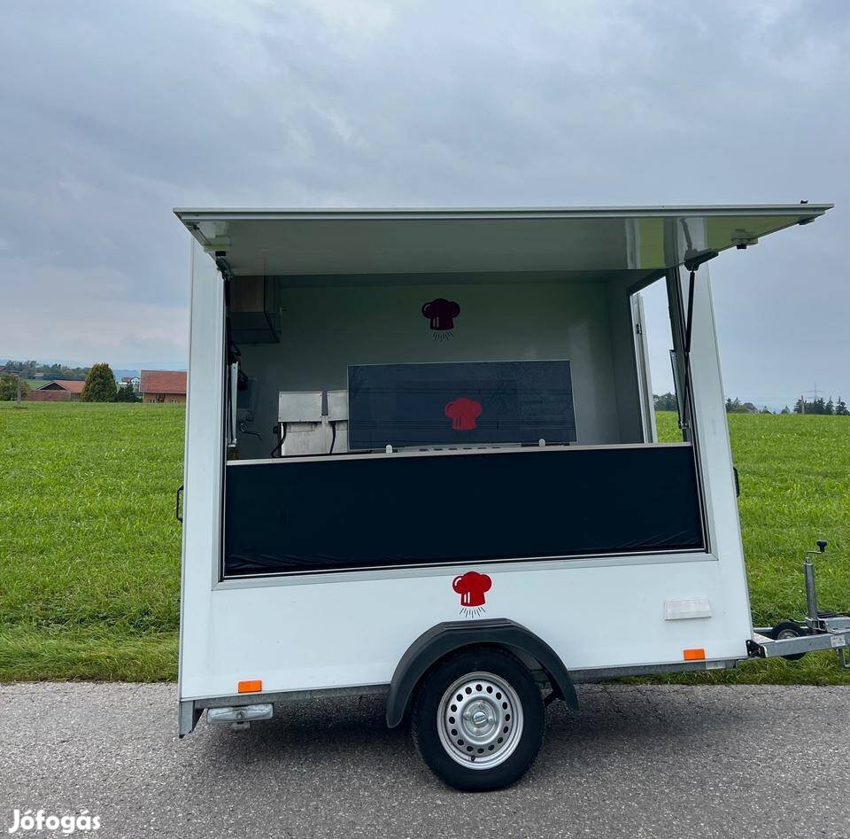 Food Trailer 