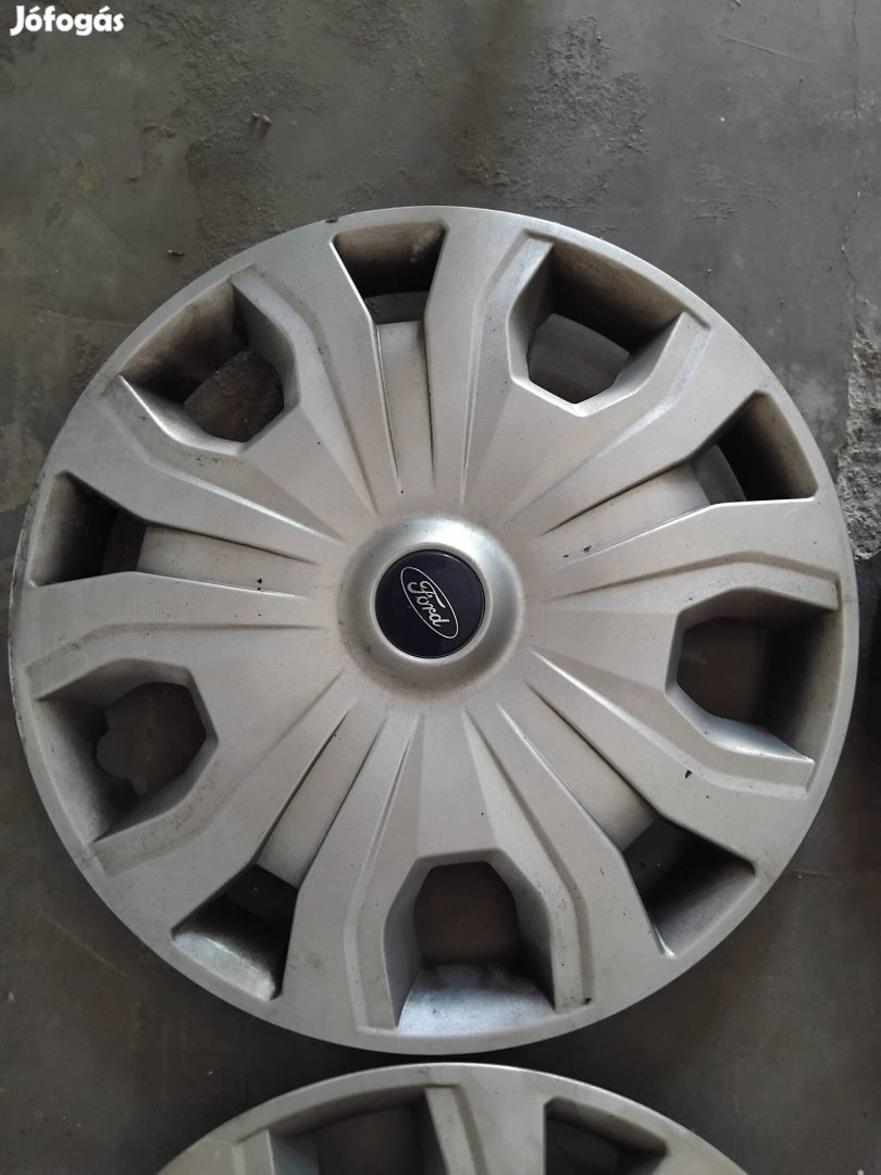 Ford 16" Gyári dísztárcsa garnitúra 