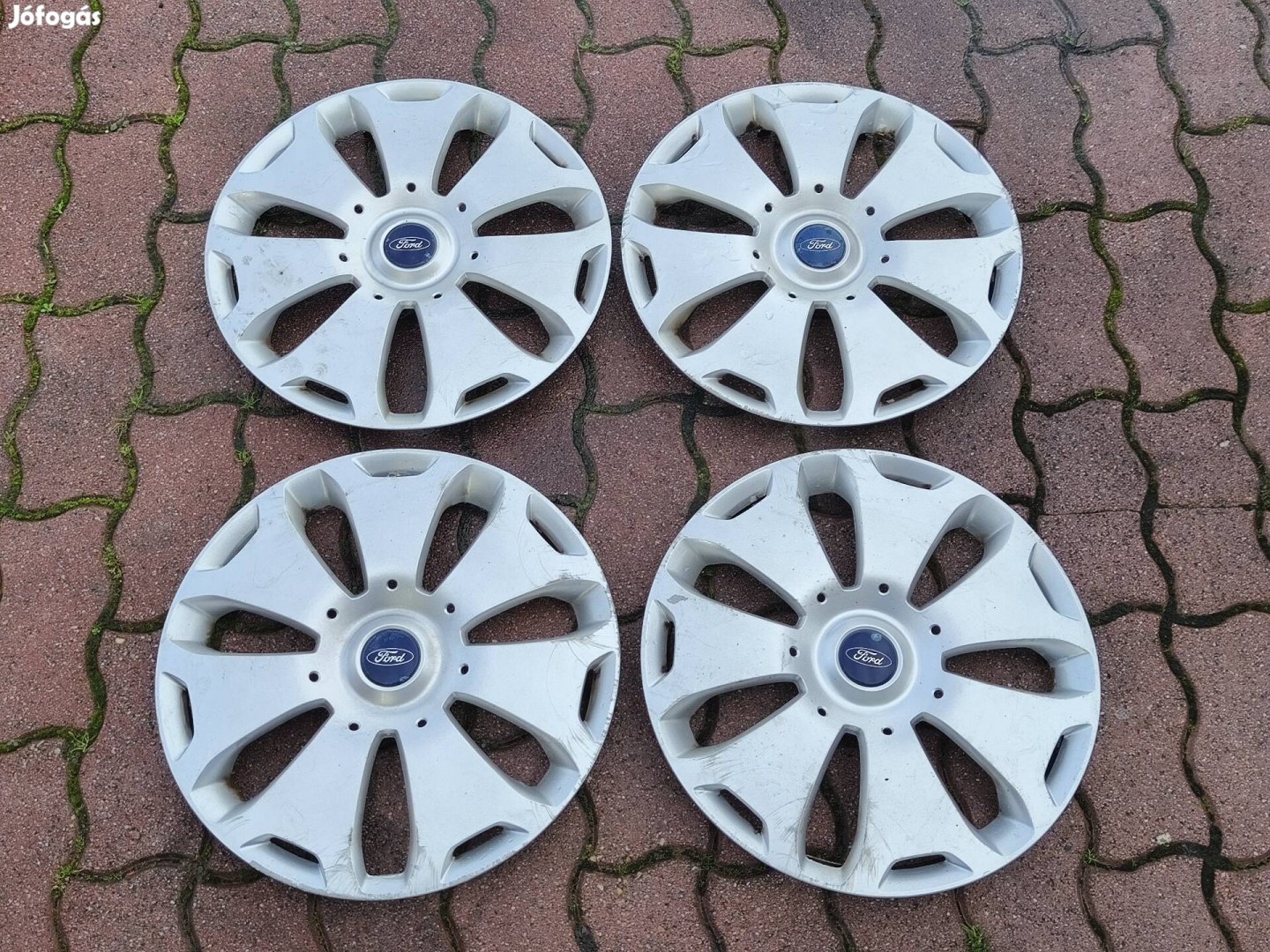 Ford 16" - dísztárcsa szett 