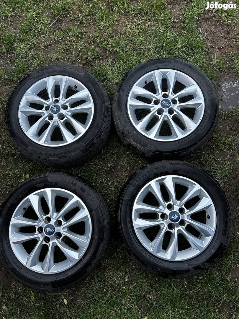 Ford 16' alufelni nyári gumi garnitúrával 