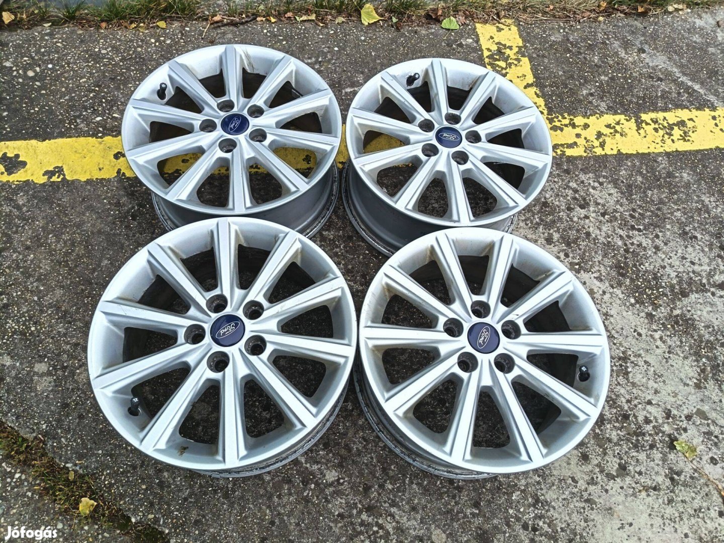 Ford 16os szenzoros alufelni
