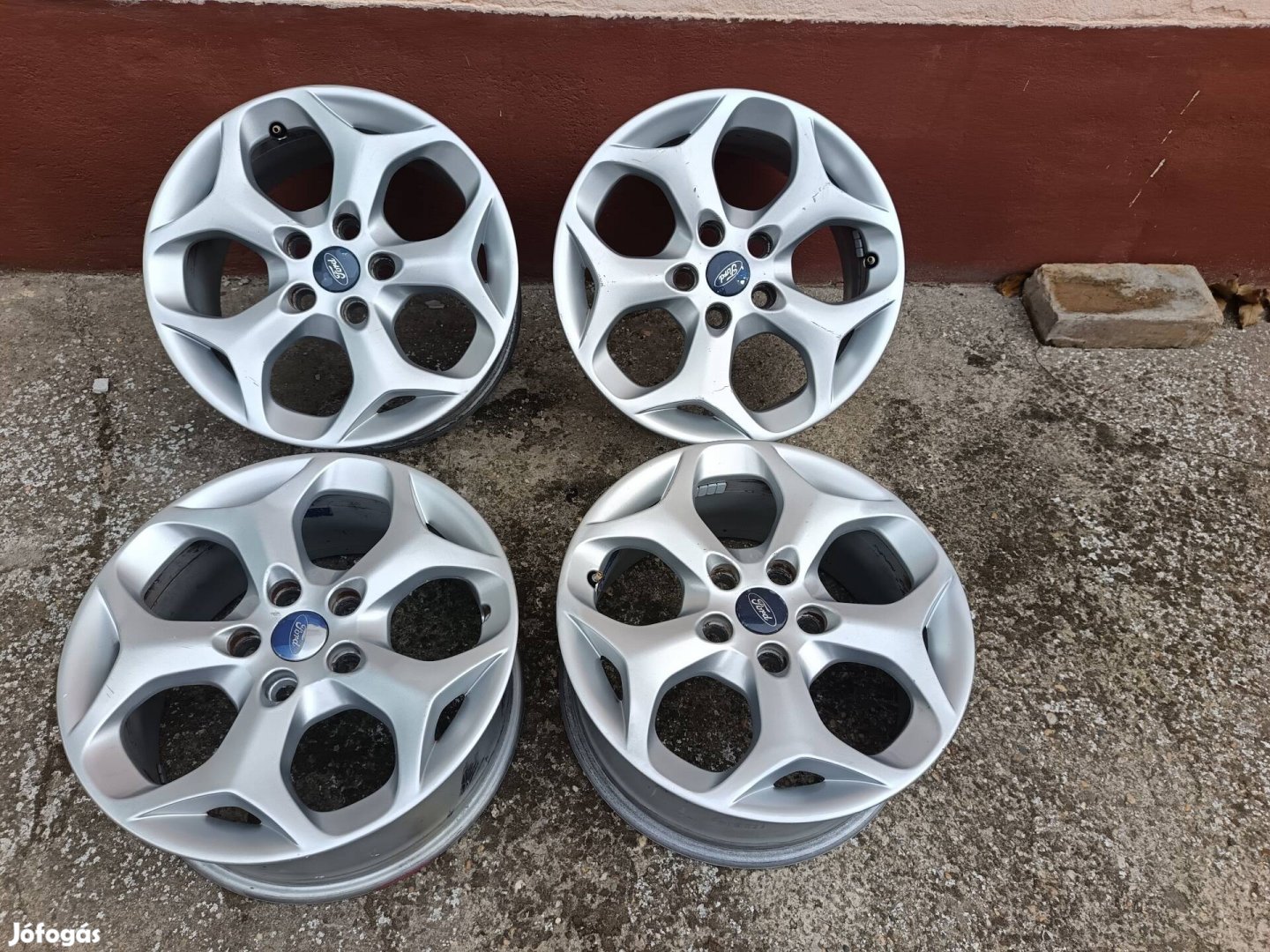 Ford 5x108 16 col alufelni szett 