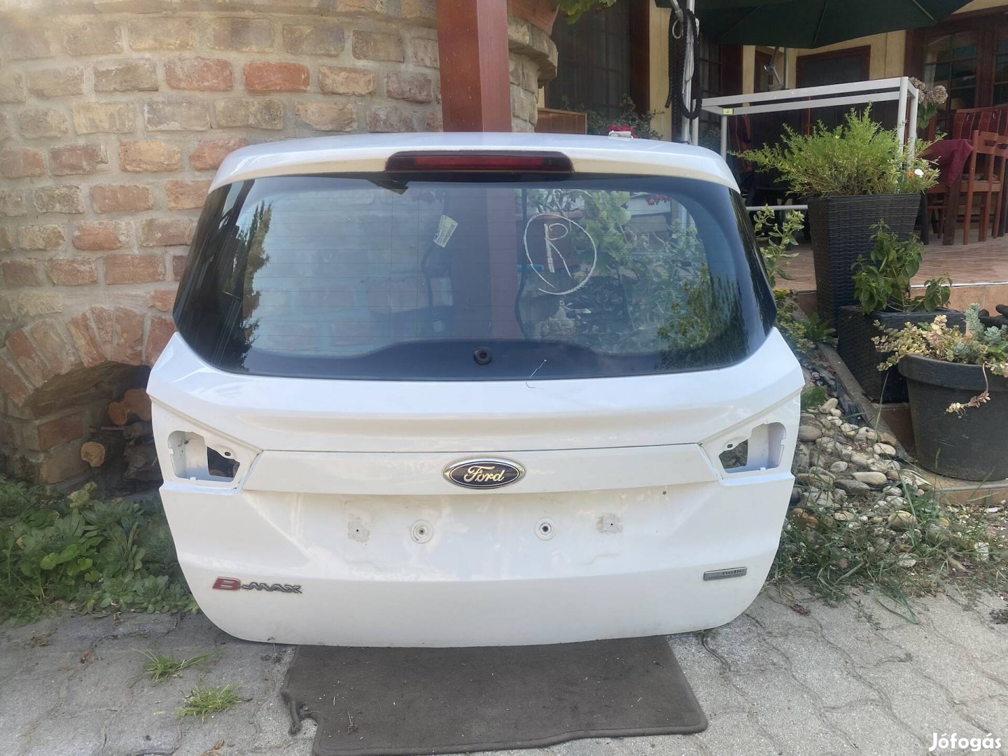 Ford B-Max 2012-2017 csomagtérajtó