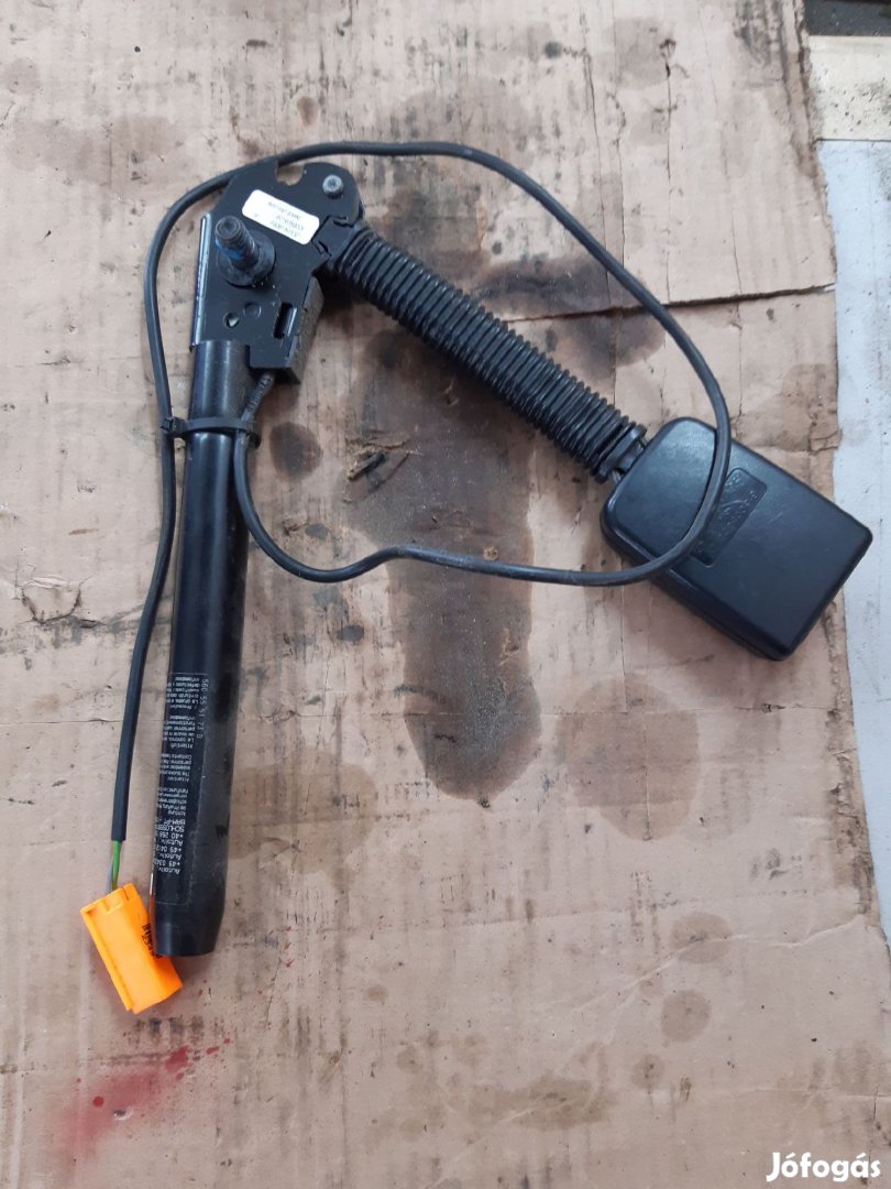 Ford C-Max Jobb Első Biztonsági Öv Csatlakozó