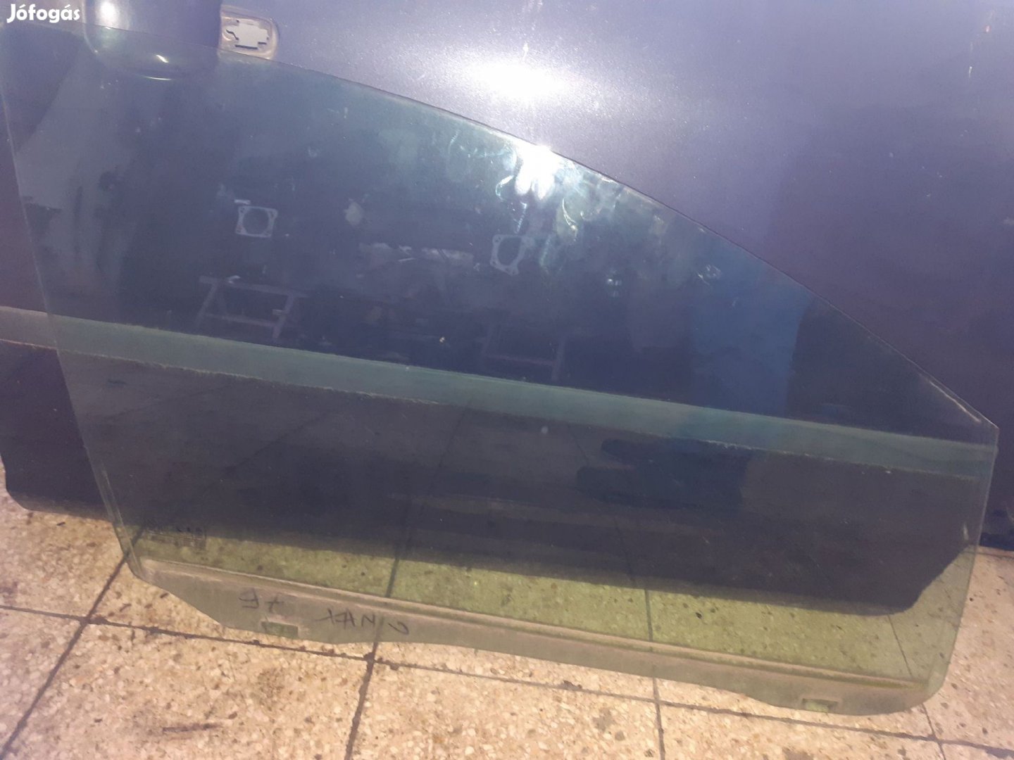 Ford C-Max Jobb Első Lejáró Ablaküveg