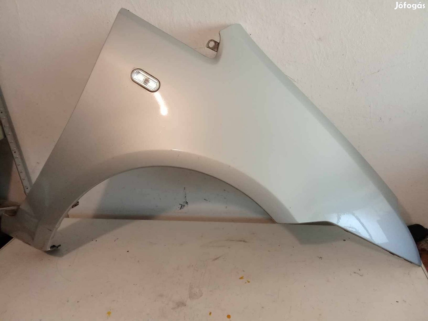 Ford C-Max Mk1 jobb , bal első sárvédő