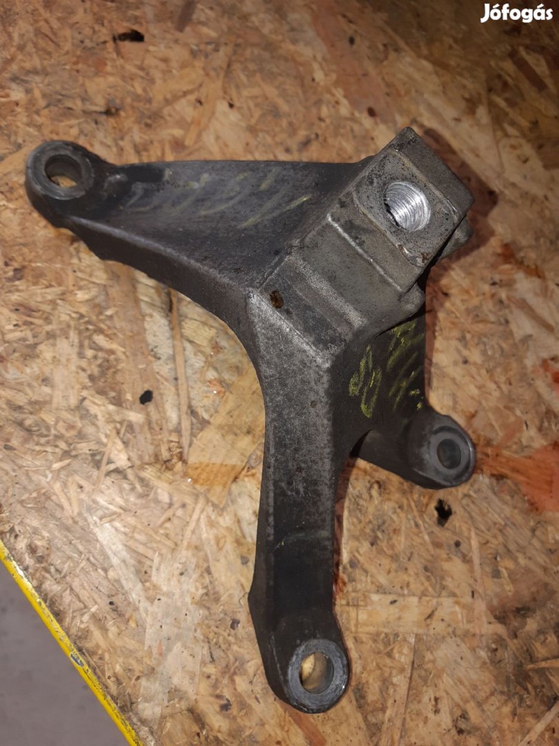 Ford C-Max Motortartó Bak