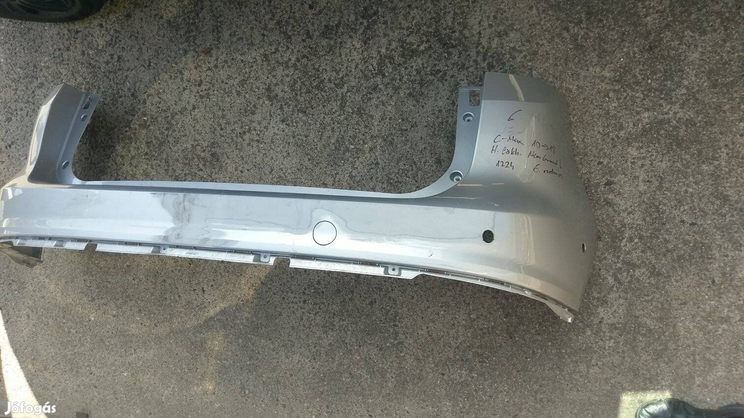 Ford C-max 6 radaros hátsó lökhárító (2010-2018)