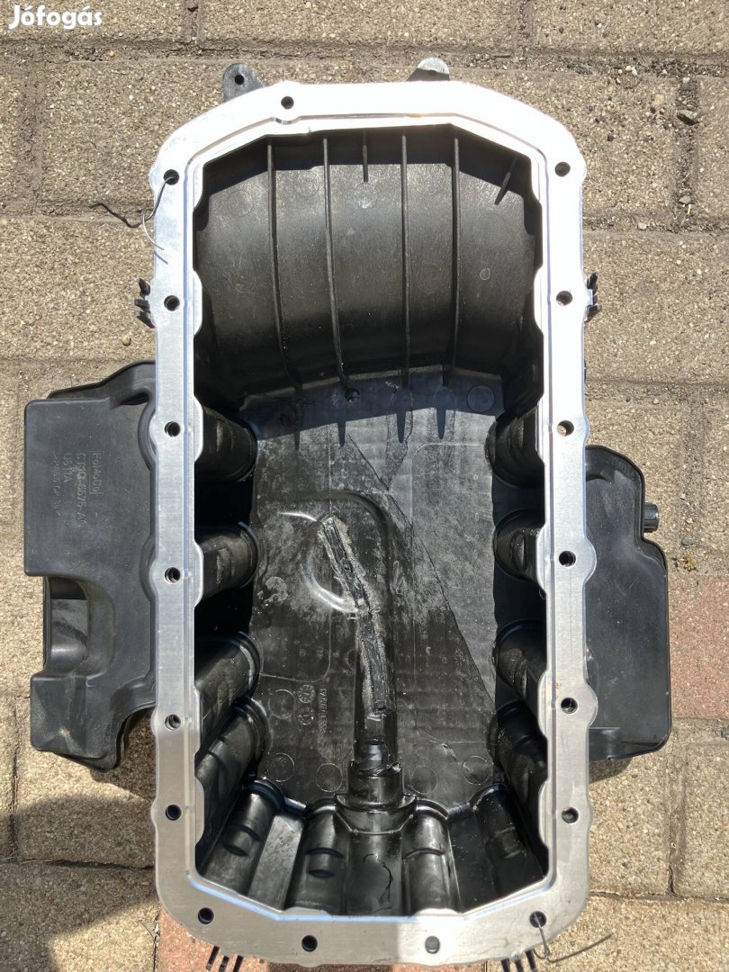 Ford Connect 1.6 TDCI olajteknő 