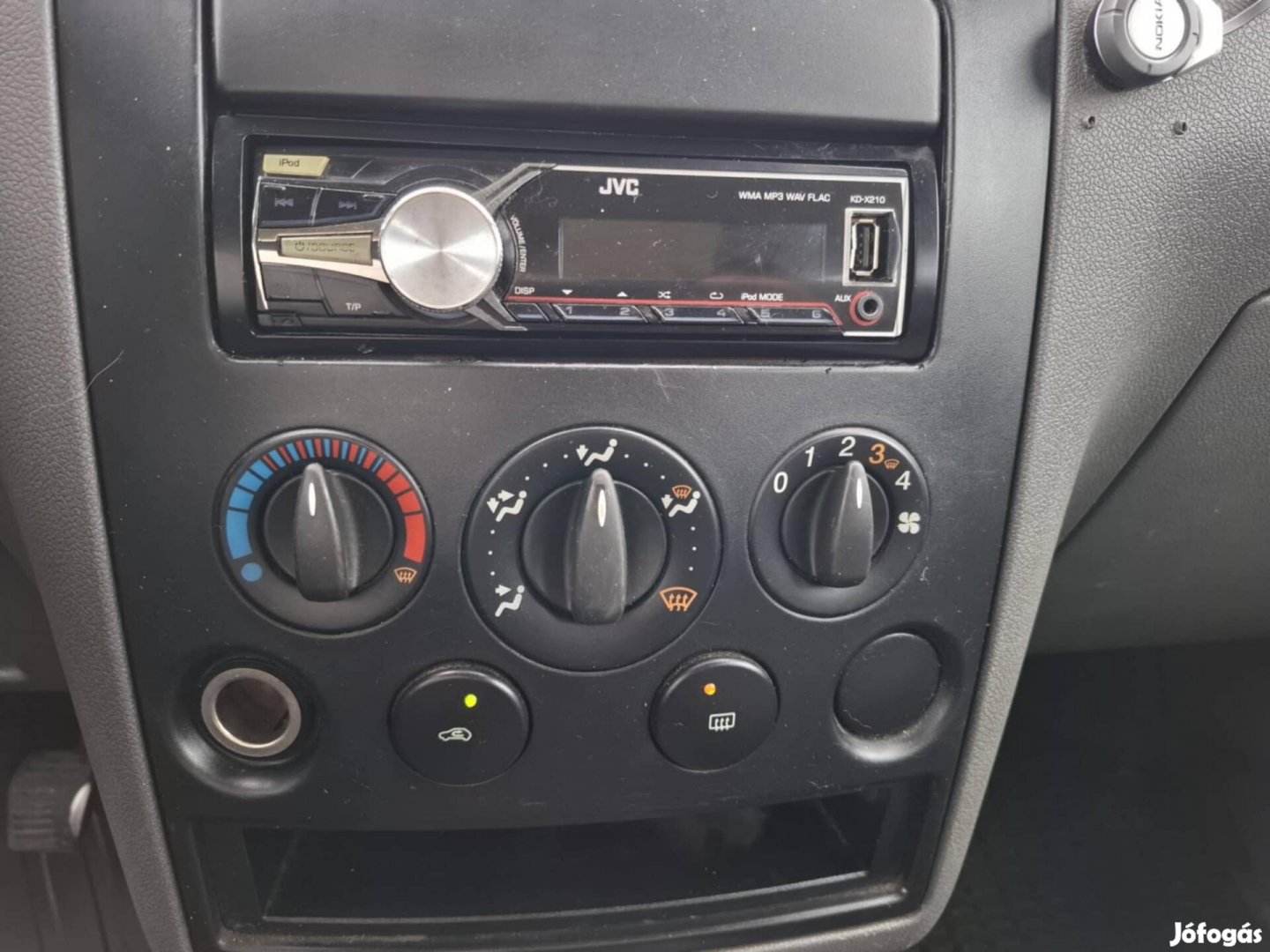 Ford Connect 1.8 TDCI 5 személyes-M1 kategória 