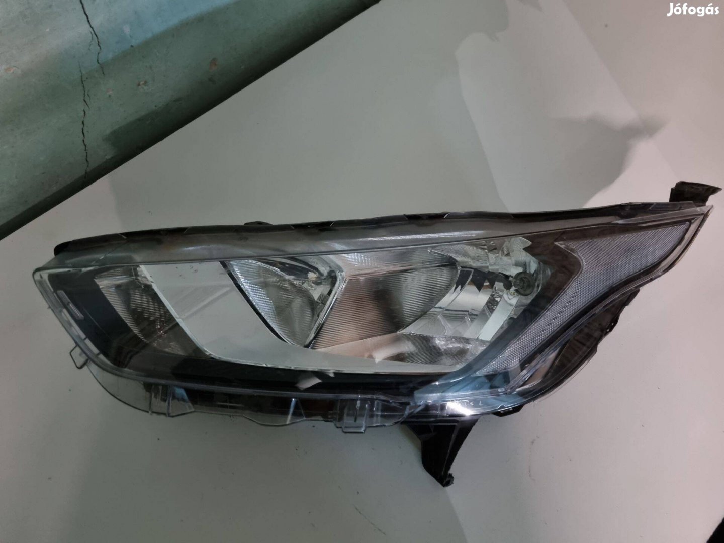 Ford Connect (2018-2022) Bal első fényszóró K1TB-13W030-AE
