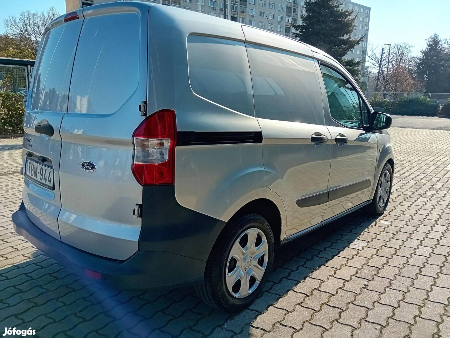 Ford Courier Transit1.5 TDCi Limited 130ekm-rel...