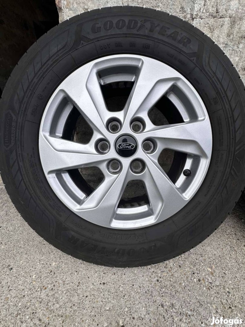 Ford Custon alufelni nyari gumival