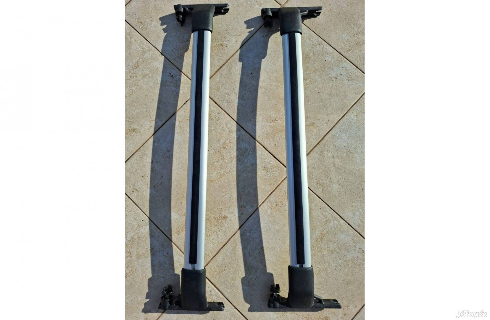 Ford Ecosport kereszttartó tetősínhez újszerű tetőcsomagtartó