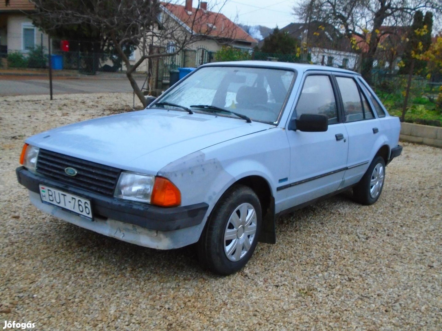 Ford Escort 1.1 LASER Jó motorral.5l-es fogyasz...