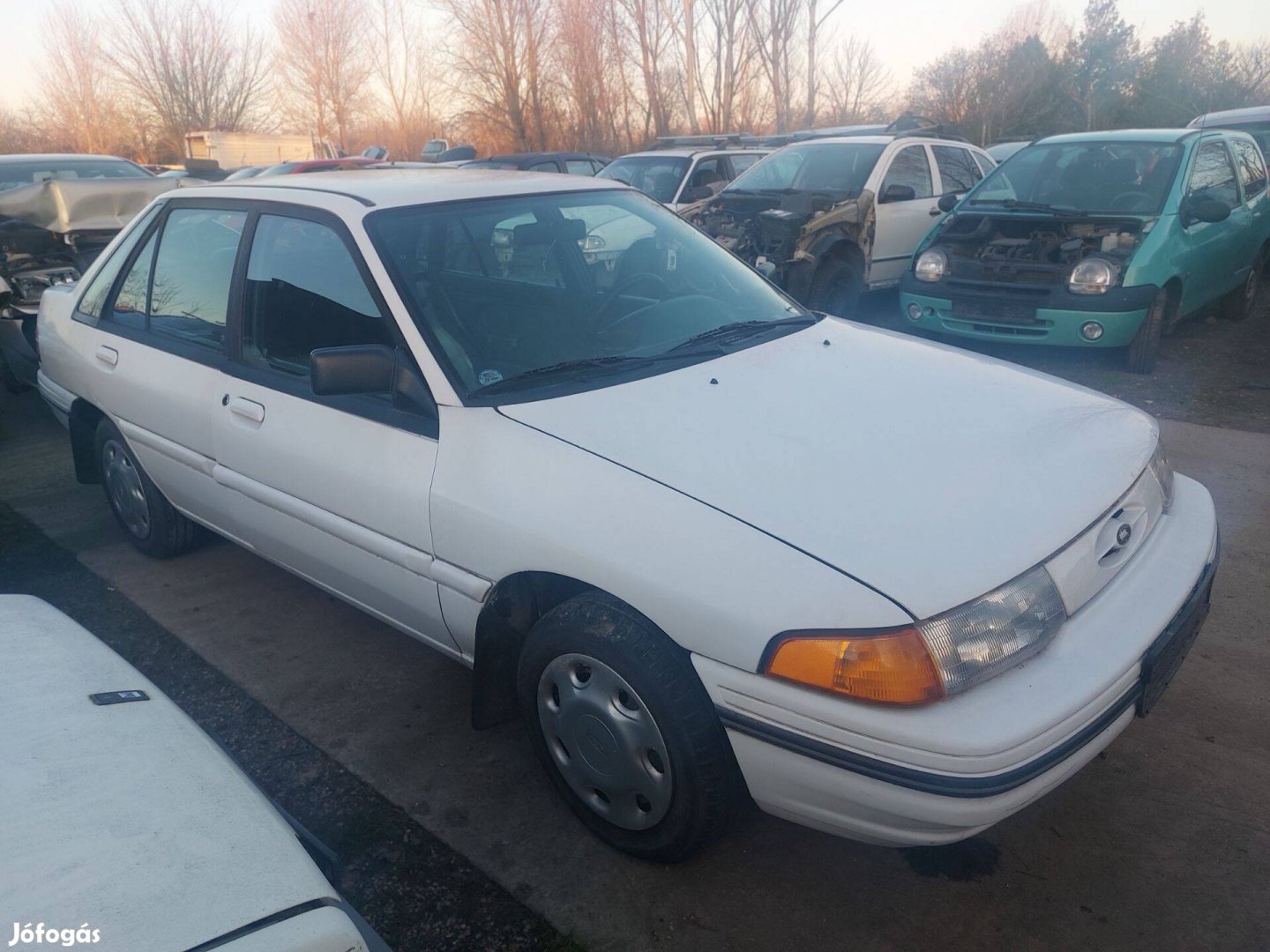 Ford Escort 1.9 Usa alkatrászei