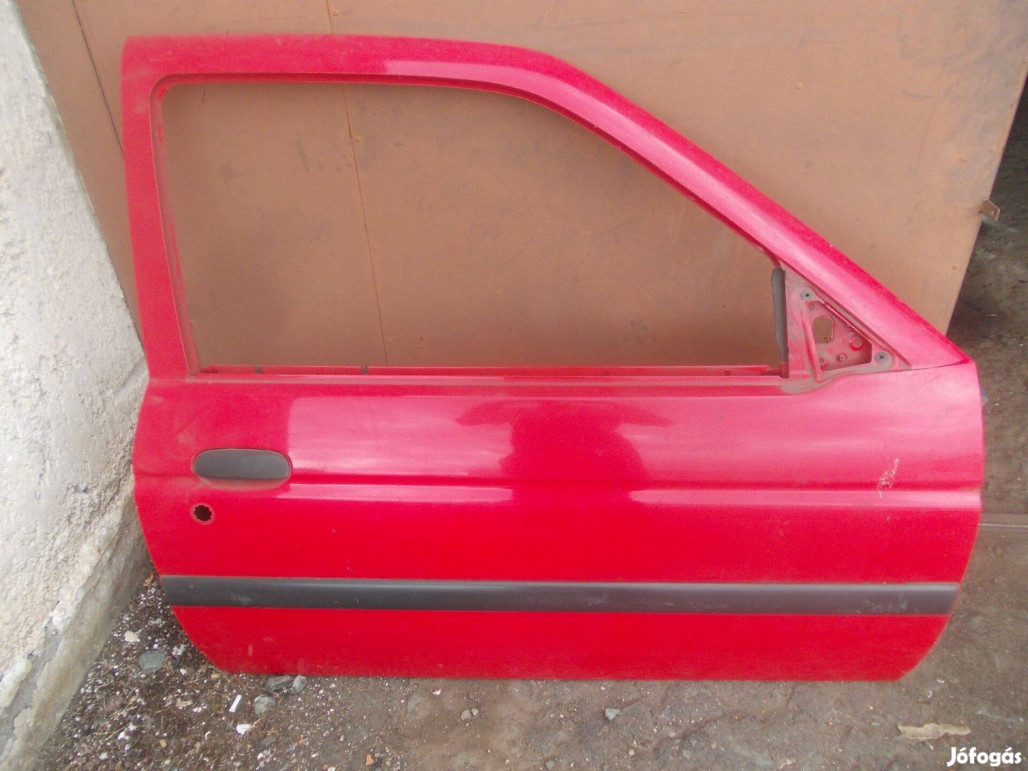 Ford Escort 3 ajtós jobbos piros ajtó 1991-2000
