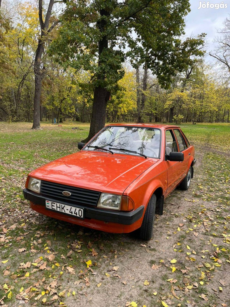 Ford Escort gépjármű