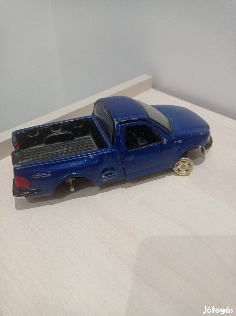 Ford F150 Modell, Játék 