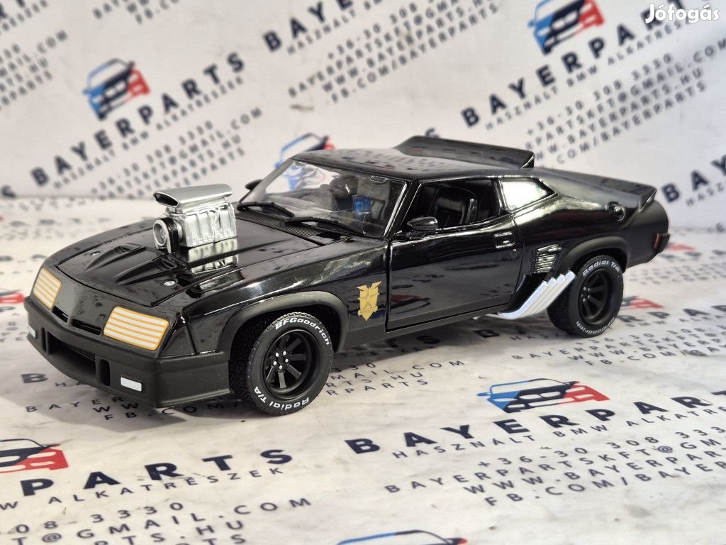 Ford Falcon XB - Madmax (1973) -  Greenlight - 1:24