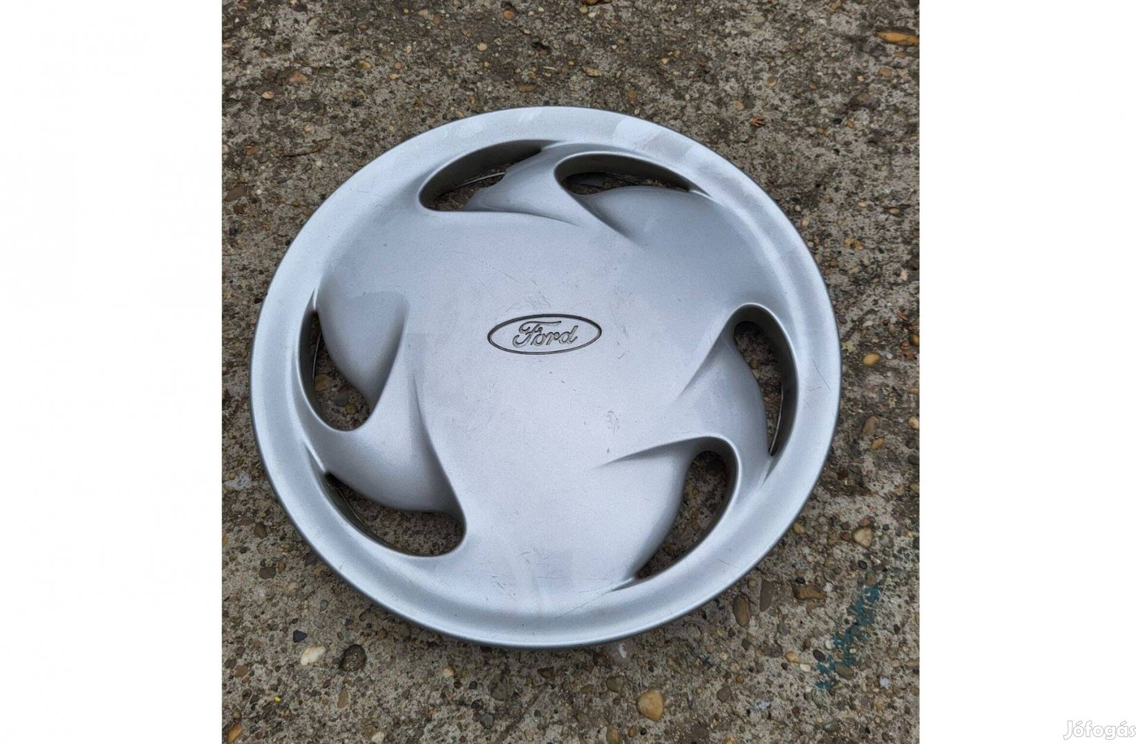 Ford Fiesta 13" dísztárcsa újszerű 94FB-1130-AA