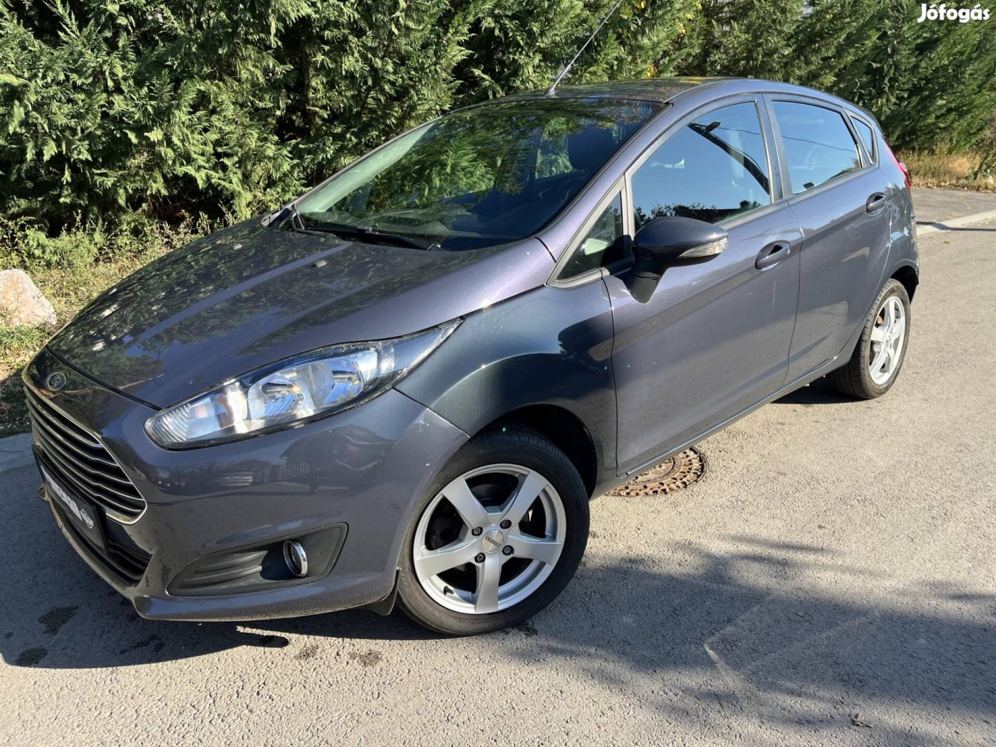 Ford Fiesta 1.0 GDi Titanium sima szívó benzines