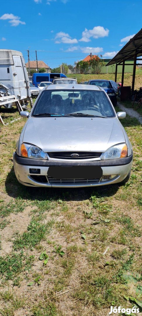 Ford Fiesta 1,2 Benzin 2000.év. Psz: 1688