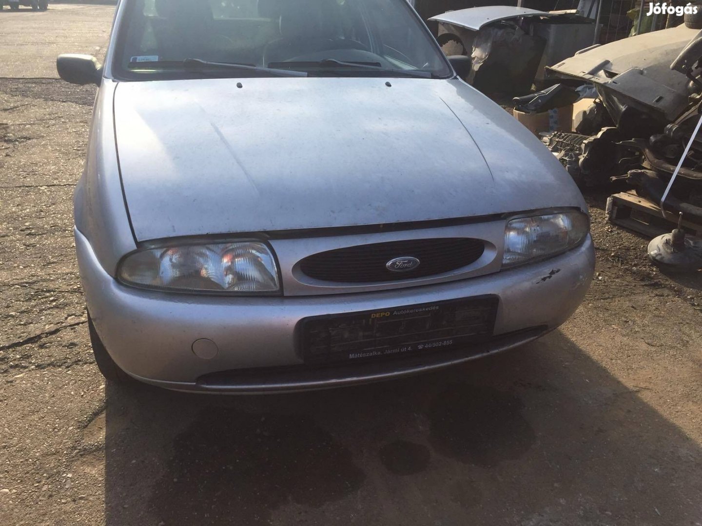 Ford Fiesta 1.2b,5ajtós alkatrészek