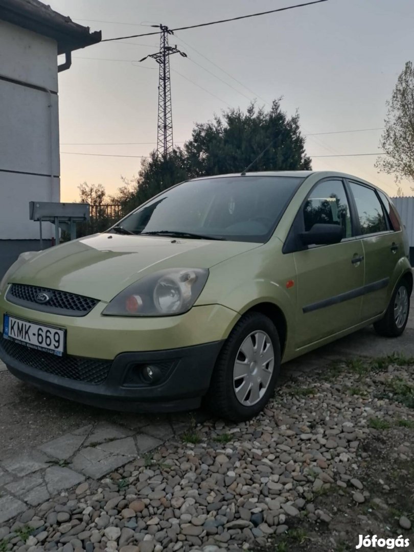 Ford Fiesta 1.3, 2006-os, szép és megbízható