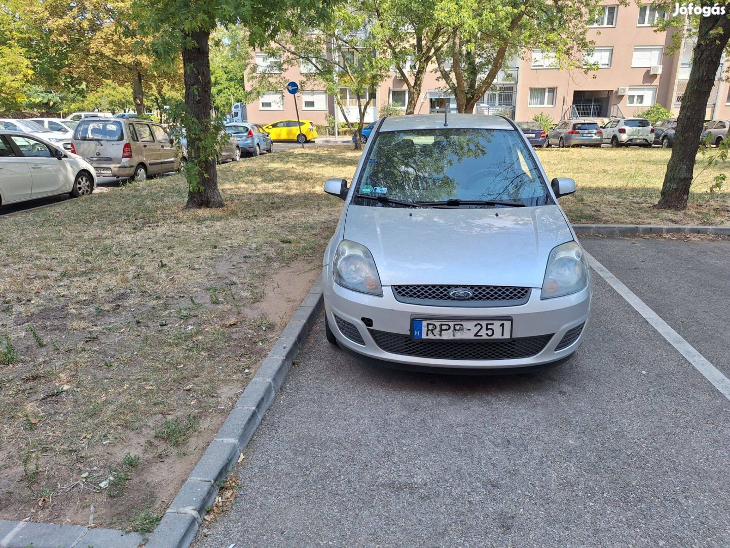 Ford Fiesta 1.4 Benzin Plusz (plusz bal gázpedál)