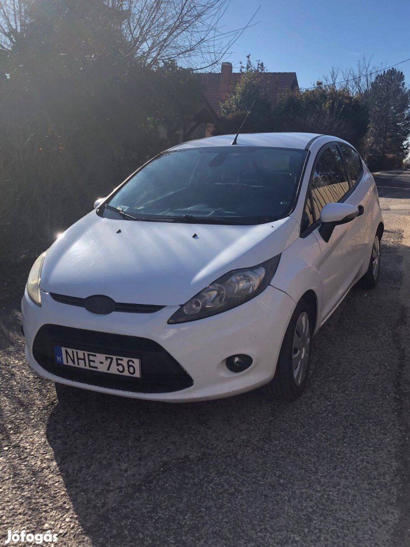 Ford Fiesta 1.4 TDCi 2 személyes kisteher, szép állapotban