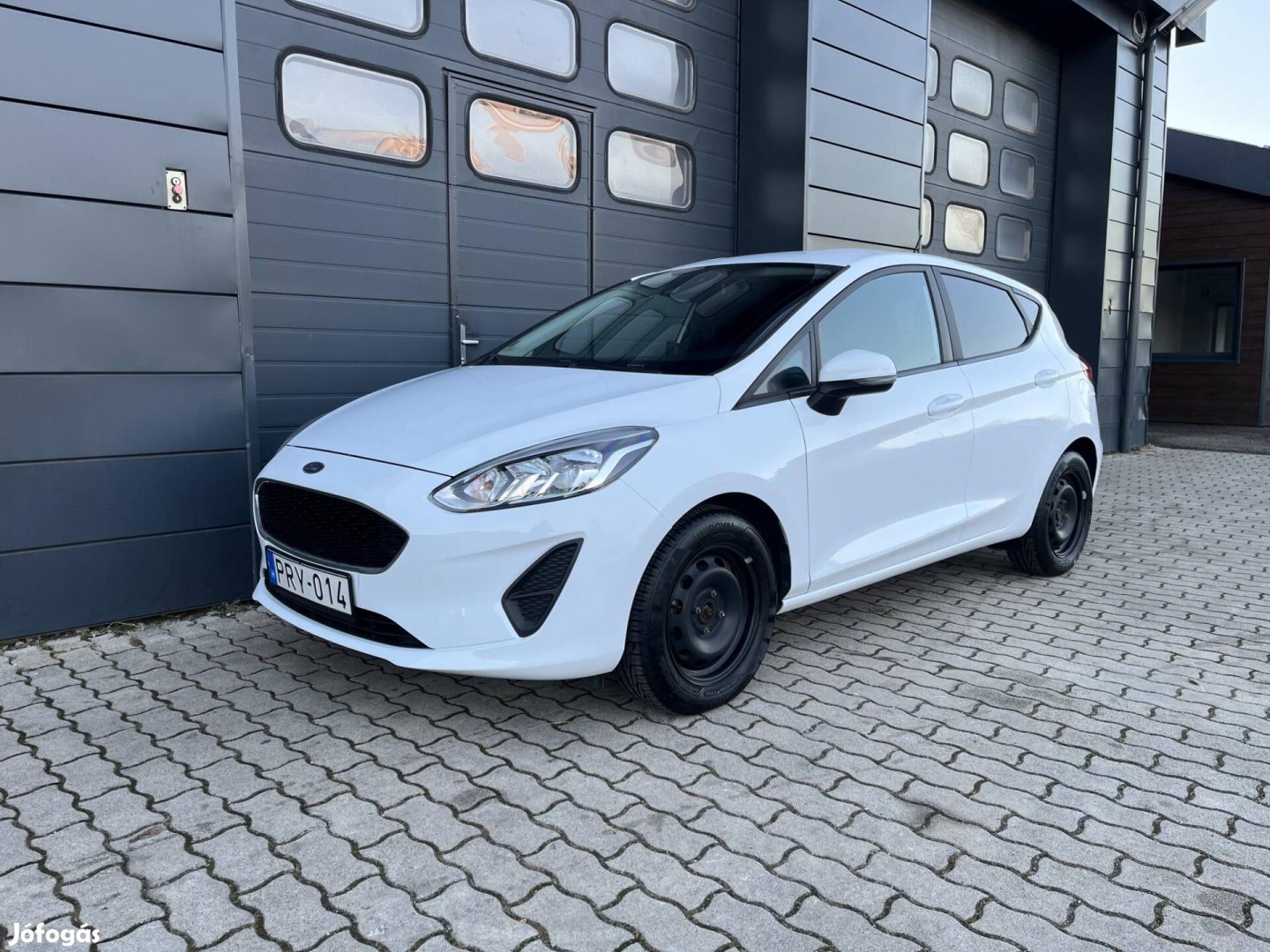 Ford Fiesta 1.5 TDCi Trend Technology Szervizkö...