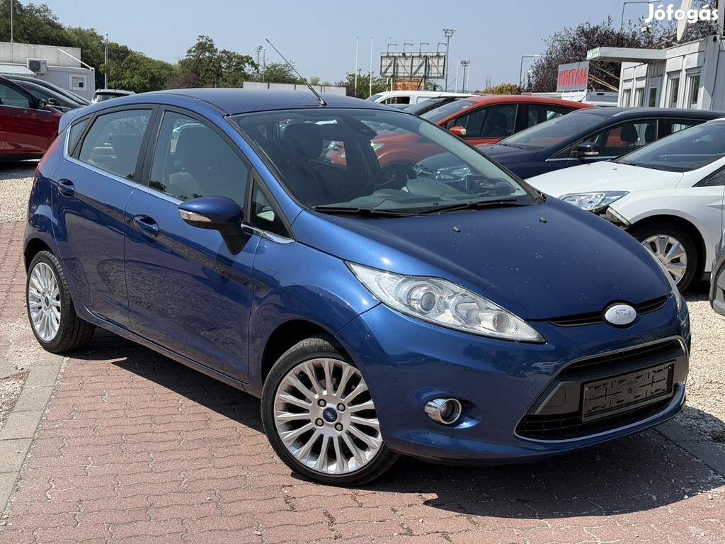 Ford Fiesta 1.6 Ghia Navi.Tempomat.Digit Klíma