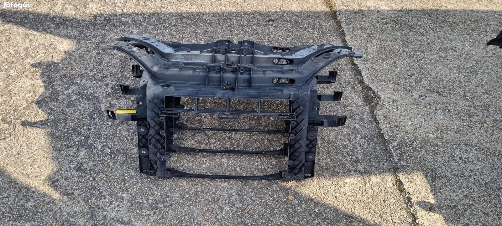 Ford Fiesta 2002-2008 homlokfal , zárhíd