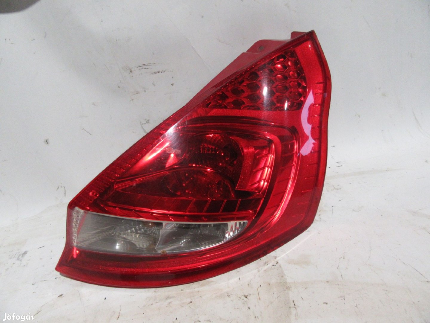 Ford Fiesta 2008-2013 jobb hátsó lámpa 8a6113404a