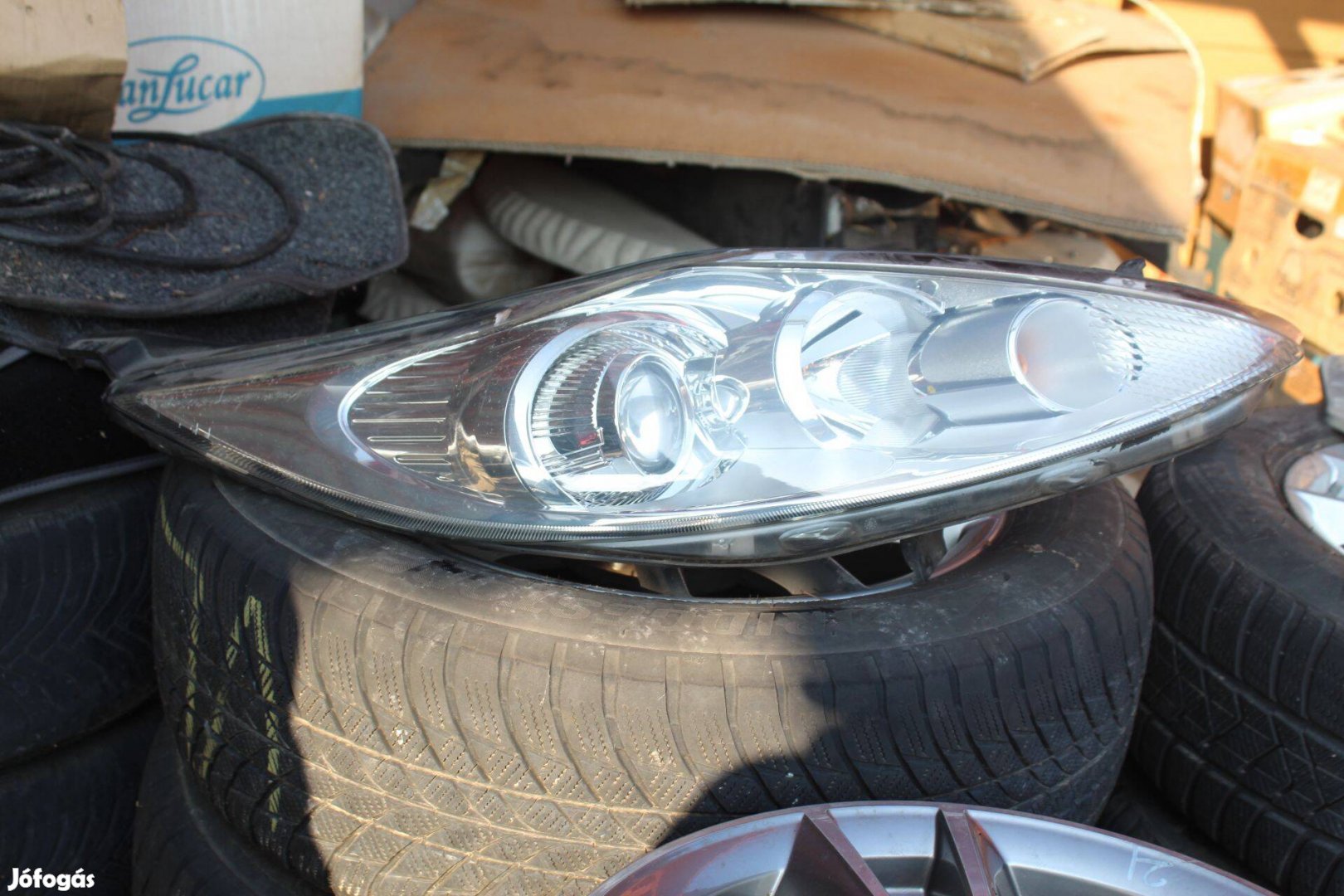 Ford Fiesta 2009 jobb fényszóró 8A61-13W029-CF