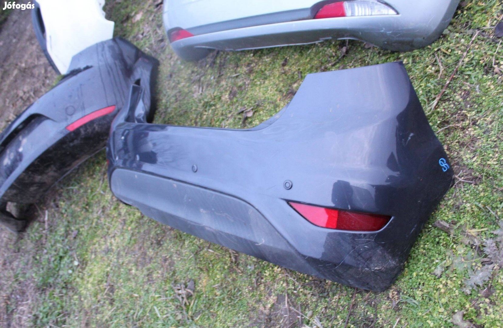 Ford Fiesta 2015 Hátsó lökhárító üresen 8A61-17D781A (65)
