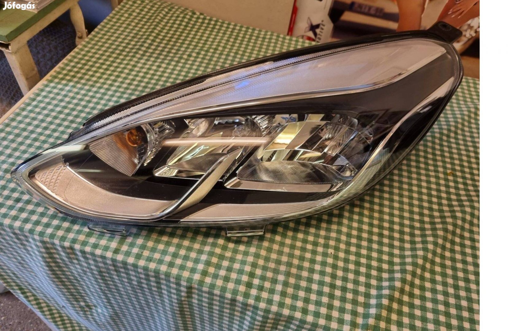 Ford Fiesta 2018-2022 Bal első fényszóró L1BB-13E015-A