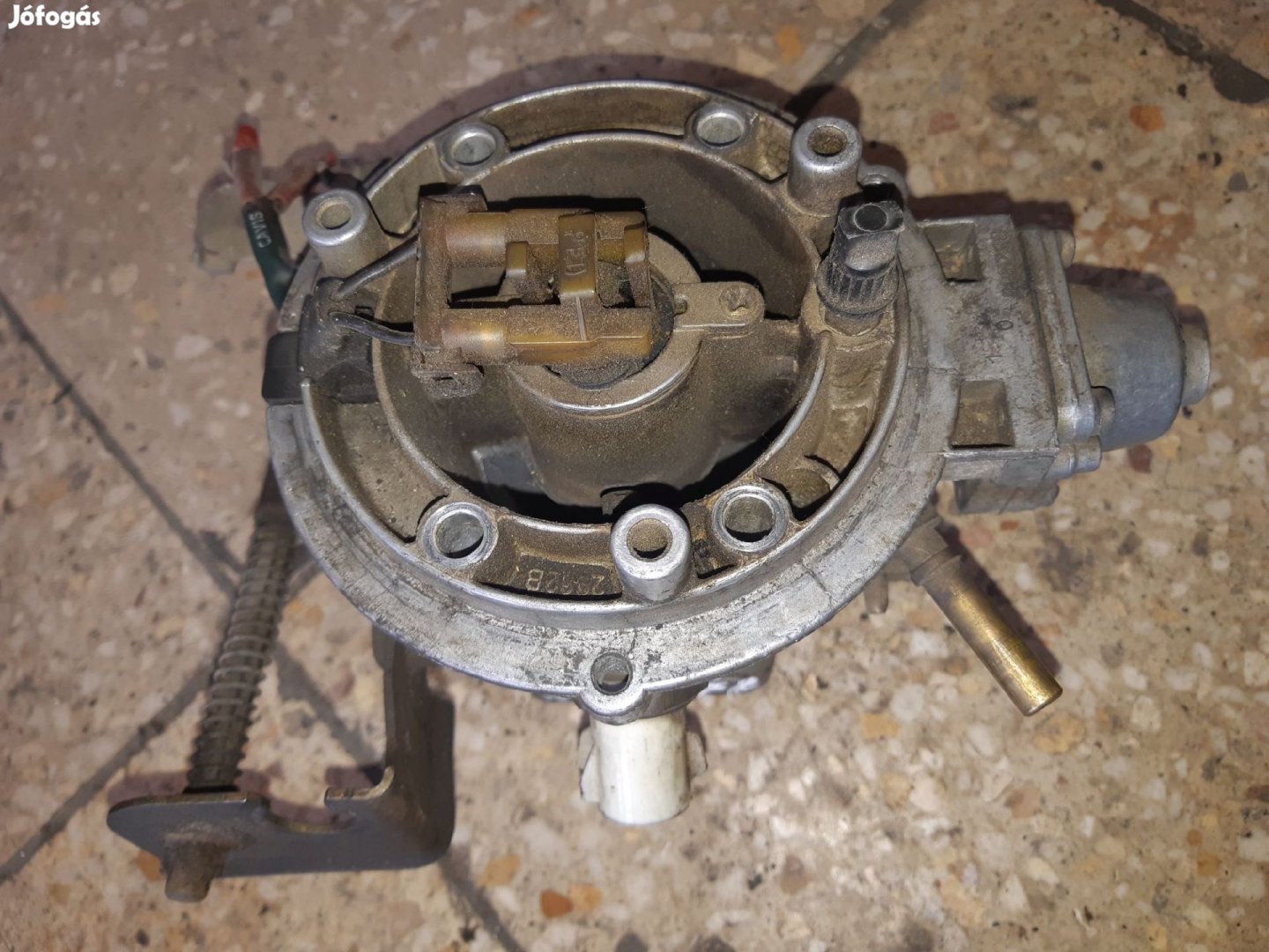 Ford Fiesta III Központi Injektor Fej