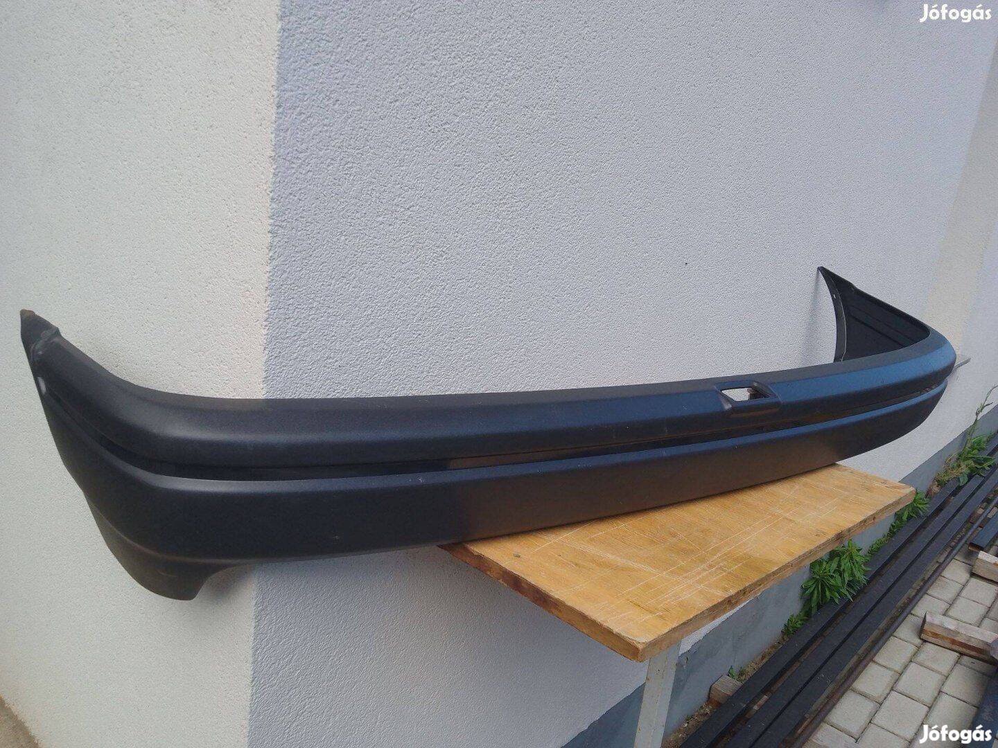 Ford Fiesta IV hátsó lökhárító