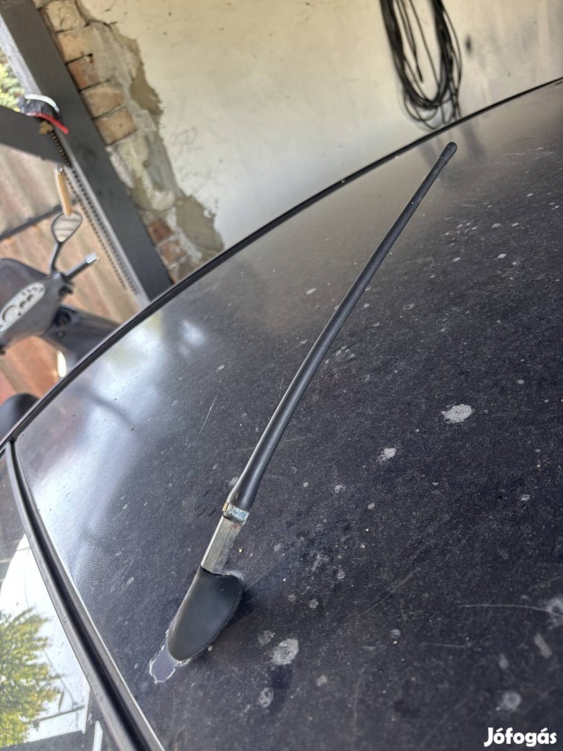 Ford Fiesta MK5 antenna 