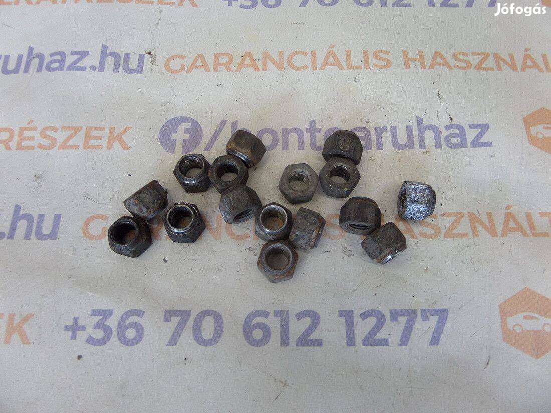 Ford Fiesta MK6 Eladó lemezfelni kerékanya garnitúra 16 db Ford KA ra