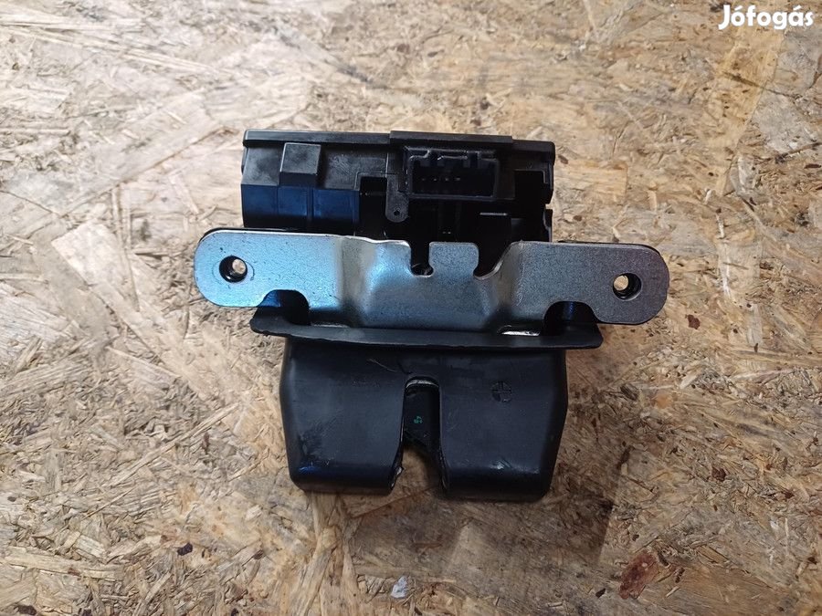 Ford Fiesta MK6 2008-2017 Csomagtérajtó Központizár