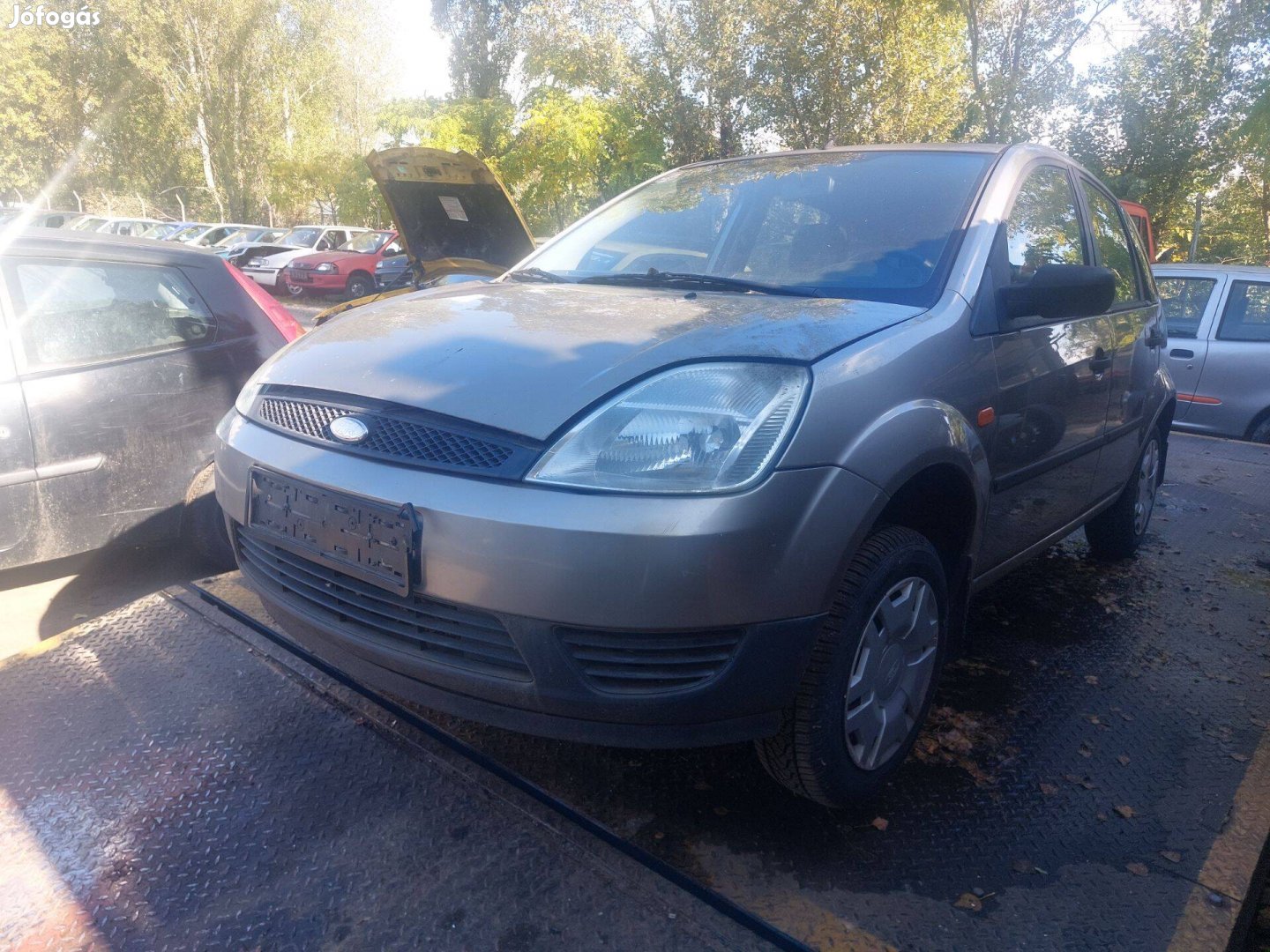 Ford Fiesta MK6 karosszéria elemei 5-ajtós