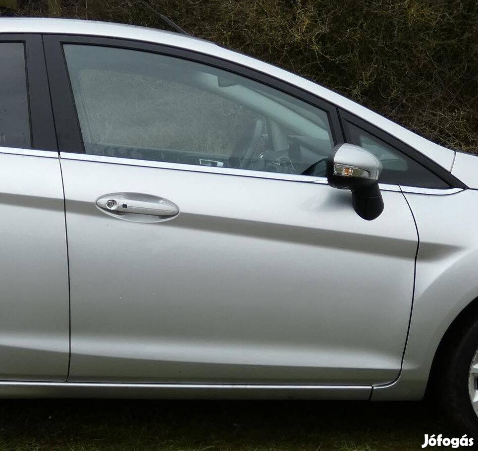 Ford Fiesta MK7 2008-2017 jobb első ezüst ajtó eladó